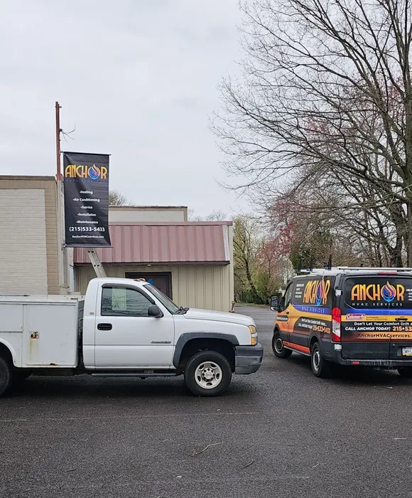 WebcamCoversNow.com - Pole Banners